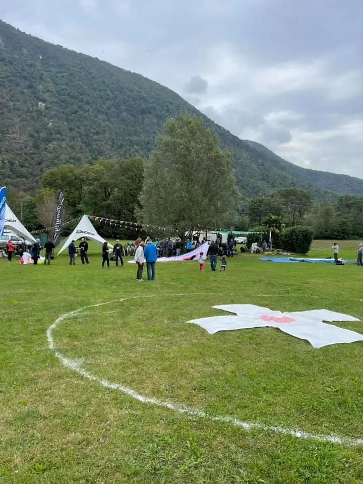 Atterraggio del Volo Libero Lago Maggiore a Casalzuigno